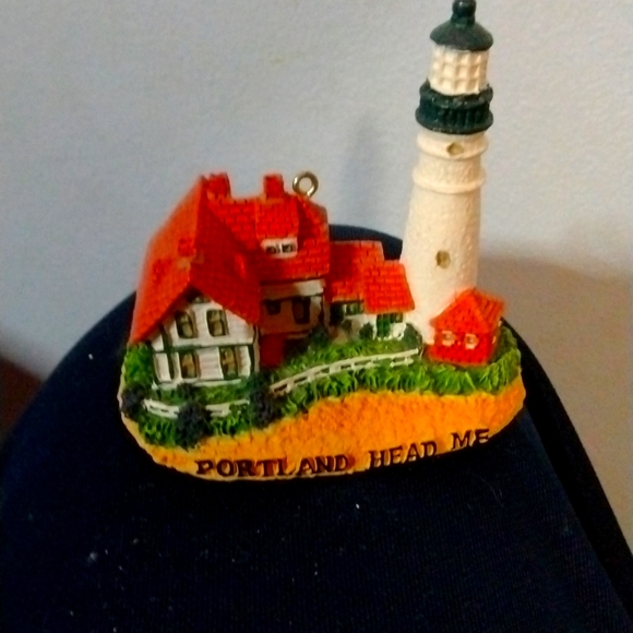 Small Lighthouse - Picture 6 of 6